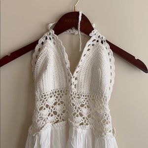 White flowing maxi-dress new with tags!